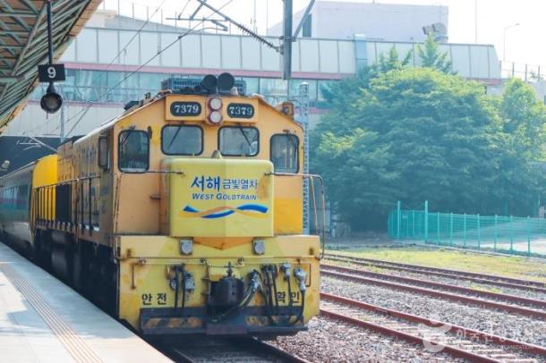 [서해금빛열차+KTX]군산근대거리+전주한옥마을 힐링여행